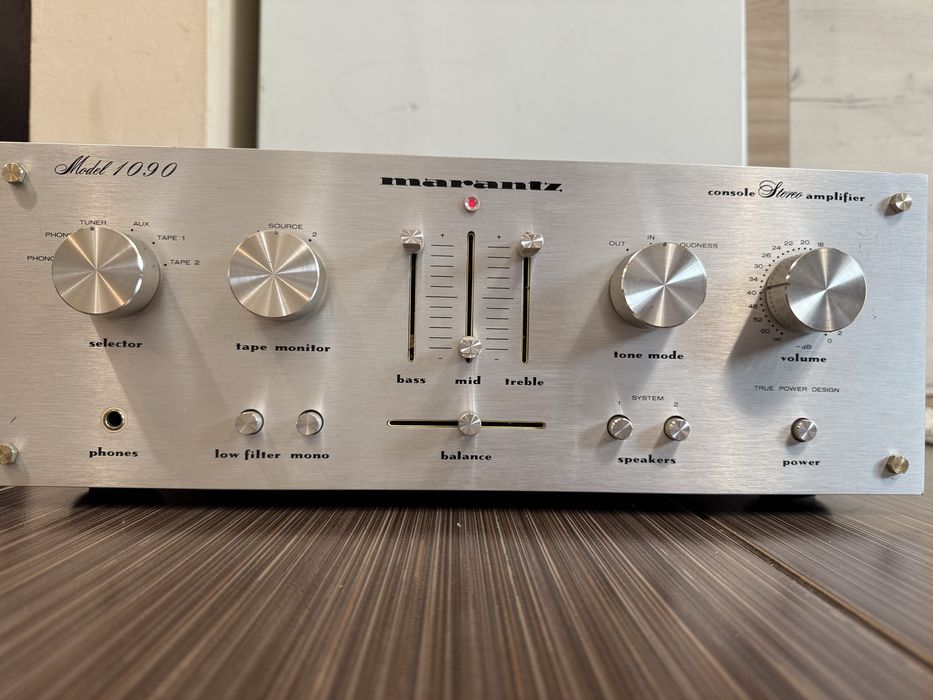 Marantz 1090 Качествен стерео усилвател