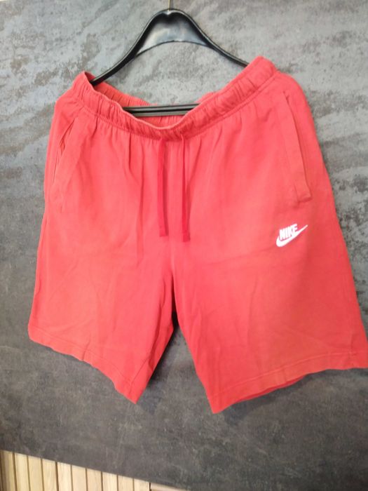 Къси панталони NIKE