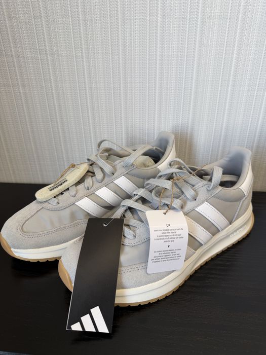 Продам кроссовки Adidas оригинал
