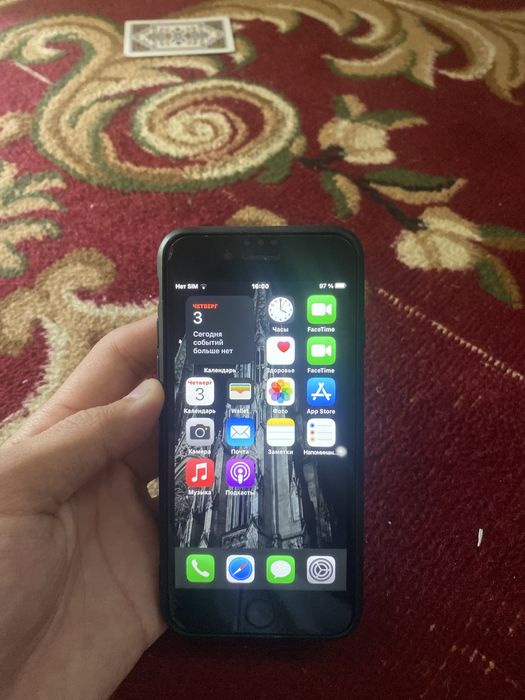 IPhone 7 с гарантией