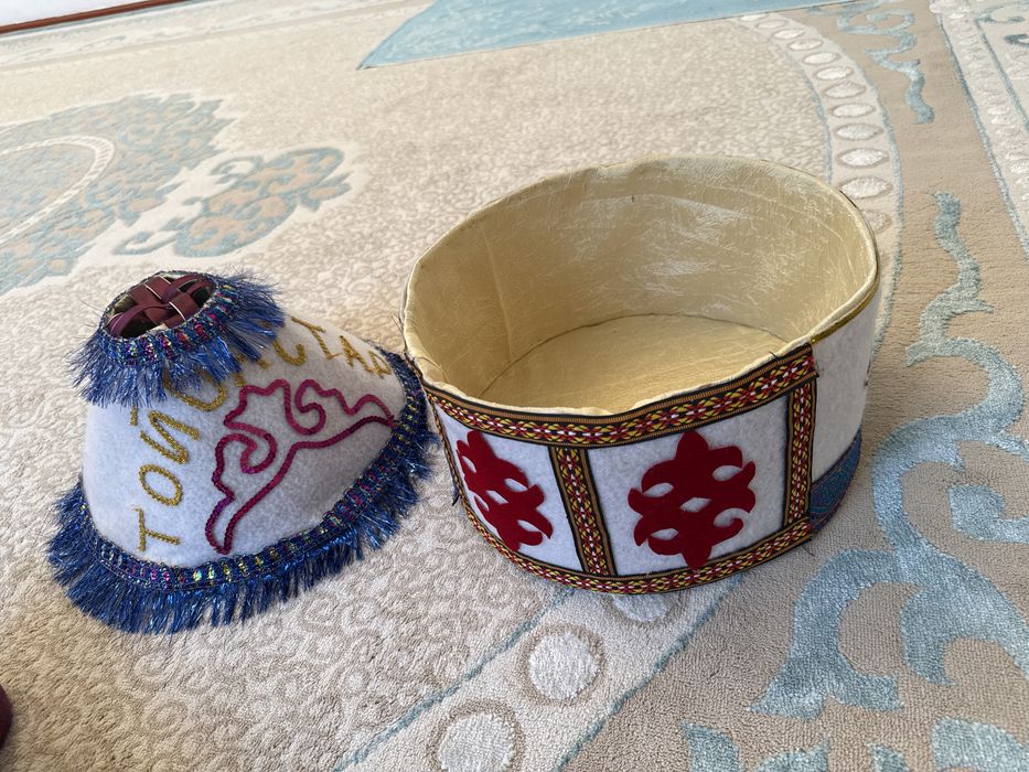 Тойбастар киіз үй