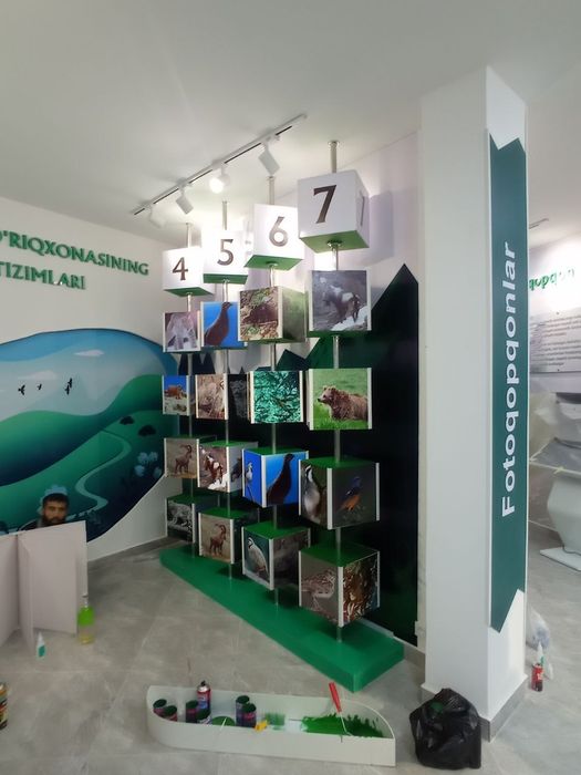 POS материалы и промостойки | Biznes uchun reklama konstruksiyalari