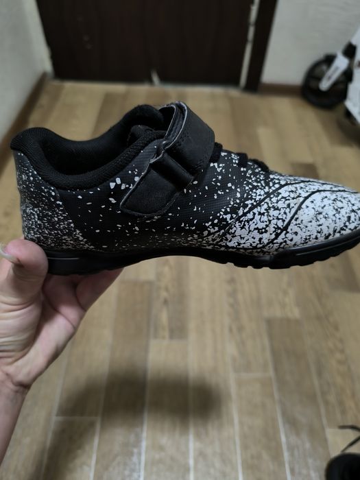 Продаю детские красовки для мальчиков