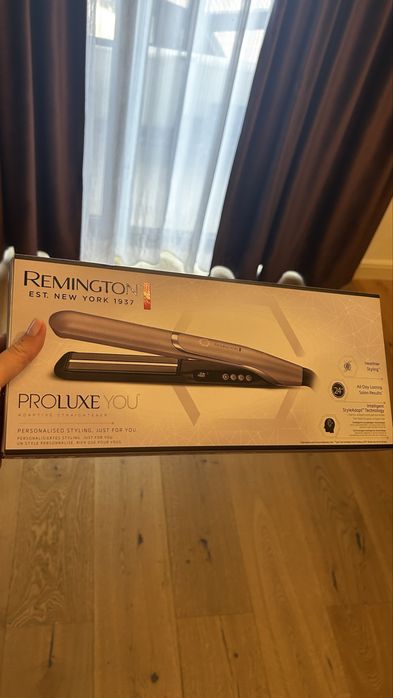 Placa de indreptat parul Remington S9880, 230 grade, argintiu