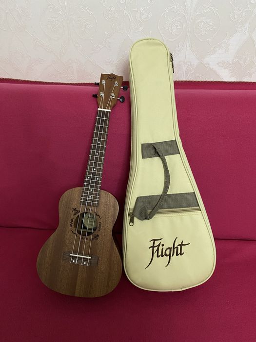 Укулеле-сопрано Flight NUS 310 с чехлом.