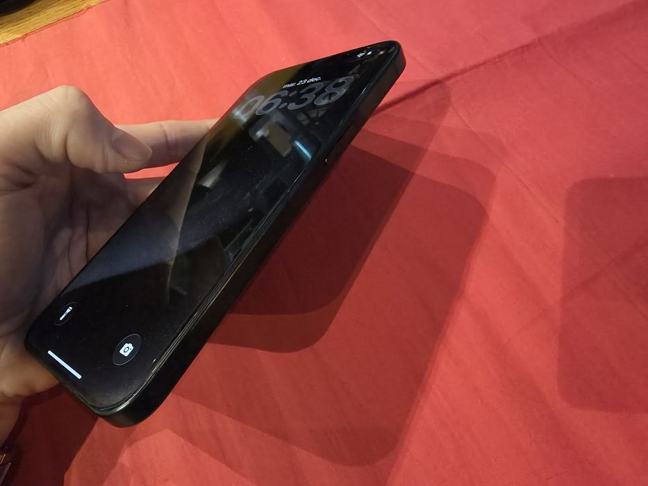 -Iphone 15Pro Max, 128Gb, 8Ram, Black Titanium, impecabil, bat-100%, n