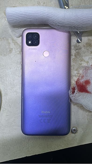 Продам телефон Redmi 9C