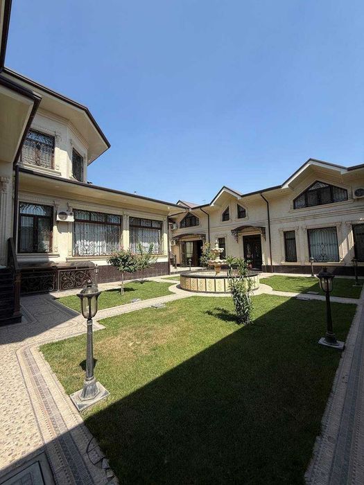 Яккасаройский Продается участок 6 сотых  144 школа 12 комната