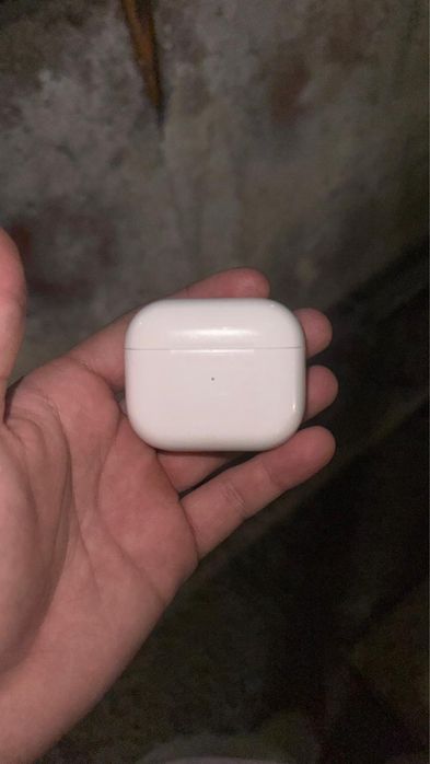 Продам airpods 3 в оригинале срочно