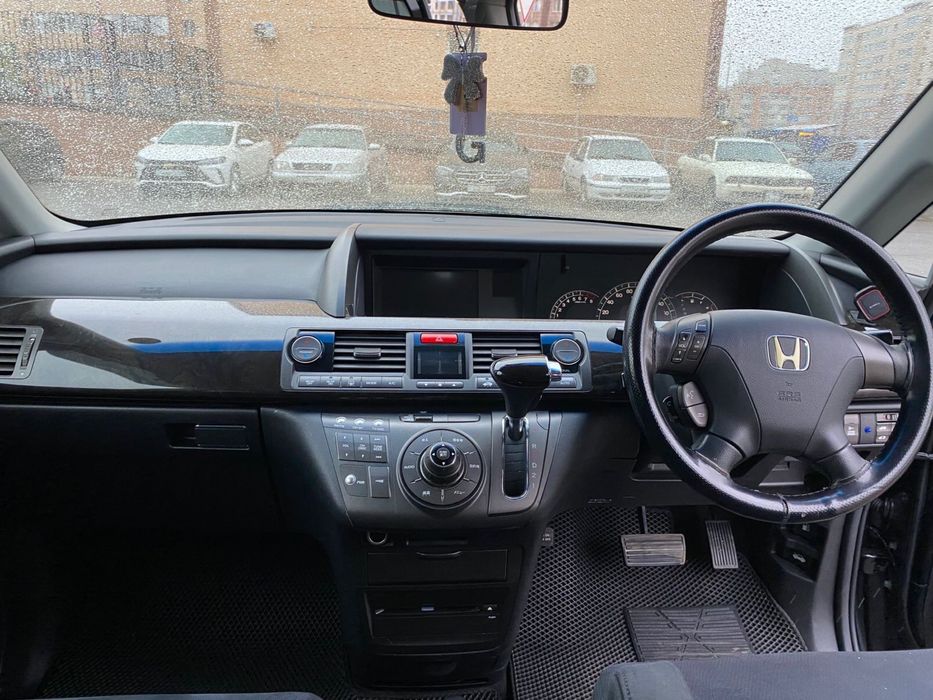 Продам машину хонда илюзион