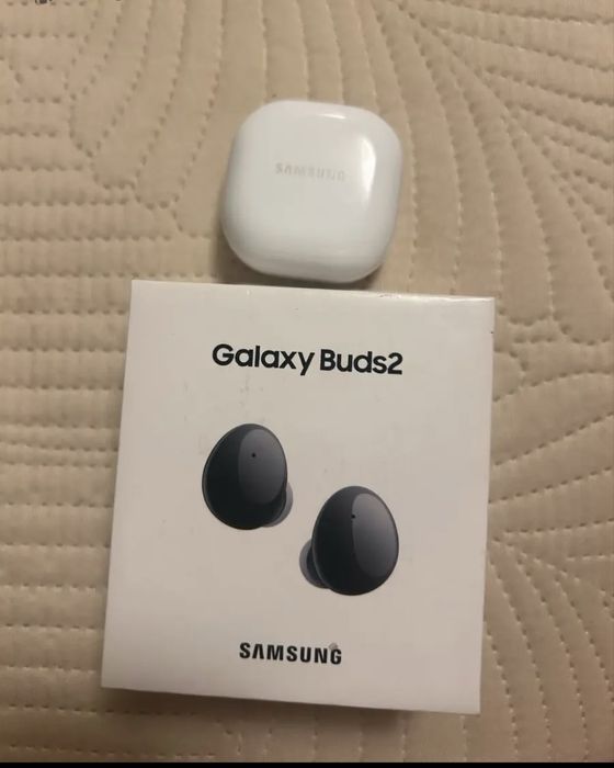 Наушники черные Samsung Galaxy Buds2