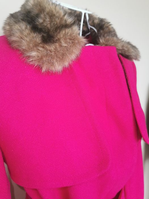 Palton Asos 74% lana roz cu blanita