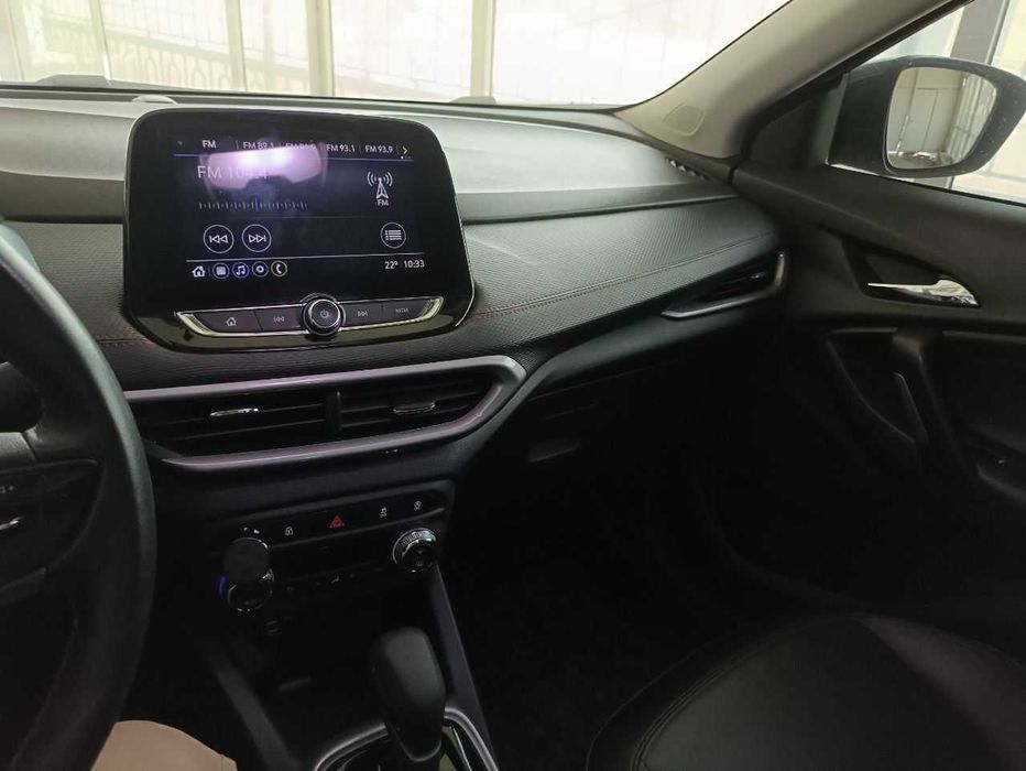 Продам свой  Chevrolet Tracker Redline 2021