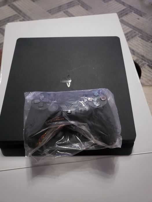 Playstation 4slim