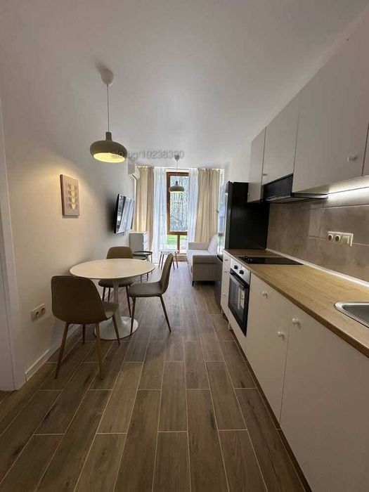 2-стаен Ален мак.Затворен комплекс.