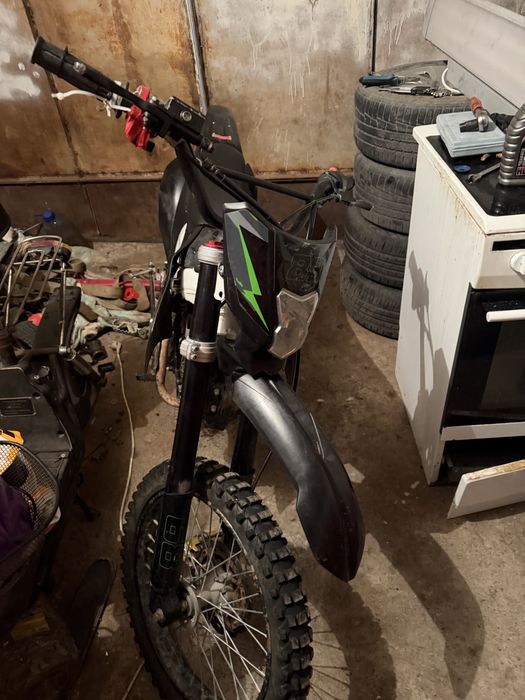 Vând sau schimb kxd 125 4 timpi