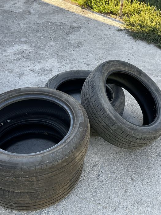 Продам шину 215/55 R18