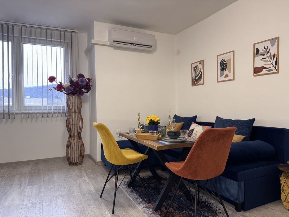 Дава се под наем Двустаен апартамент в Варна, Аспарухово - 70 кв.м за 44.88 € - Снимка #2