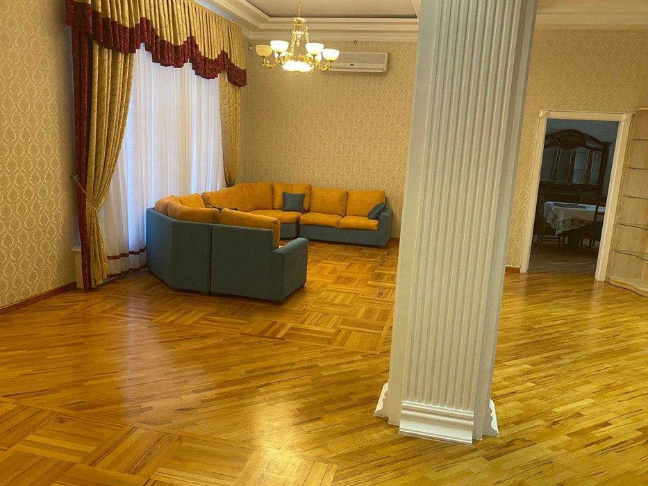 РАКАБОШИ Аренда 4,5 сотки Уровней 3 (380м2)