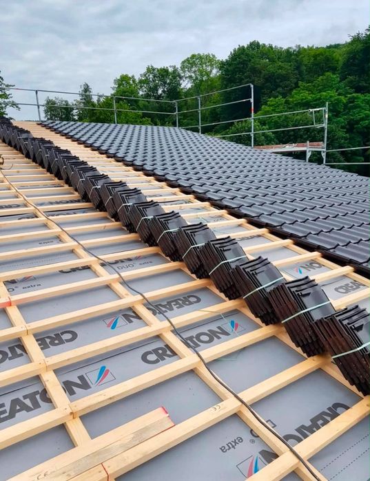 Construcție Acoperiș de la A la Z | Montaj Tablă și Sisteme Pluviale