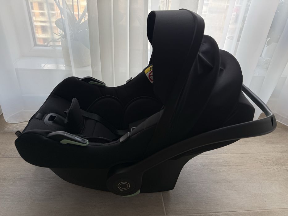 Столче за кола Avionault Anex Cosmo в гаранция 10г.адаптери за количка