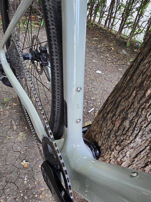 Карбонов гравел велосипед Riverside GCR Sram Rival AXS