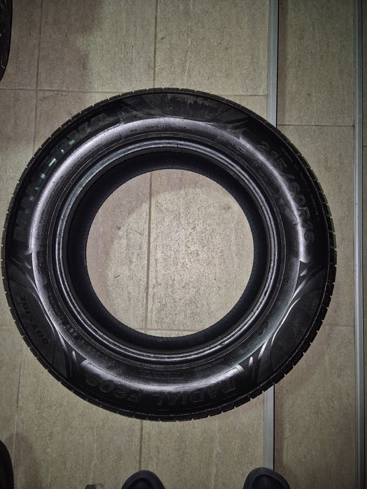 OFERTA!Anvelope Vara PASSAT 215/60/16 2025