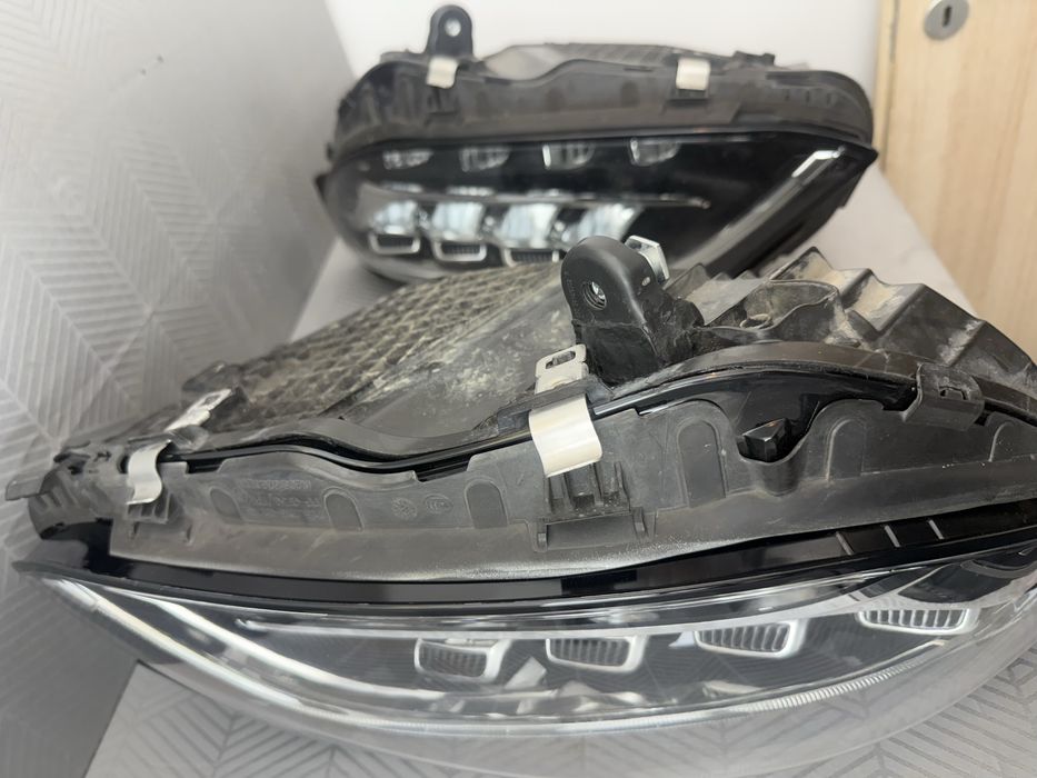 Far stanga dreapta Mercedes C class w205 facelift full led