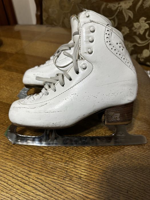 Коньки профессиональные , Risport RF 3