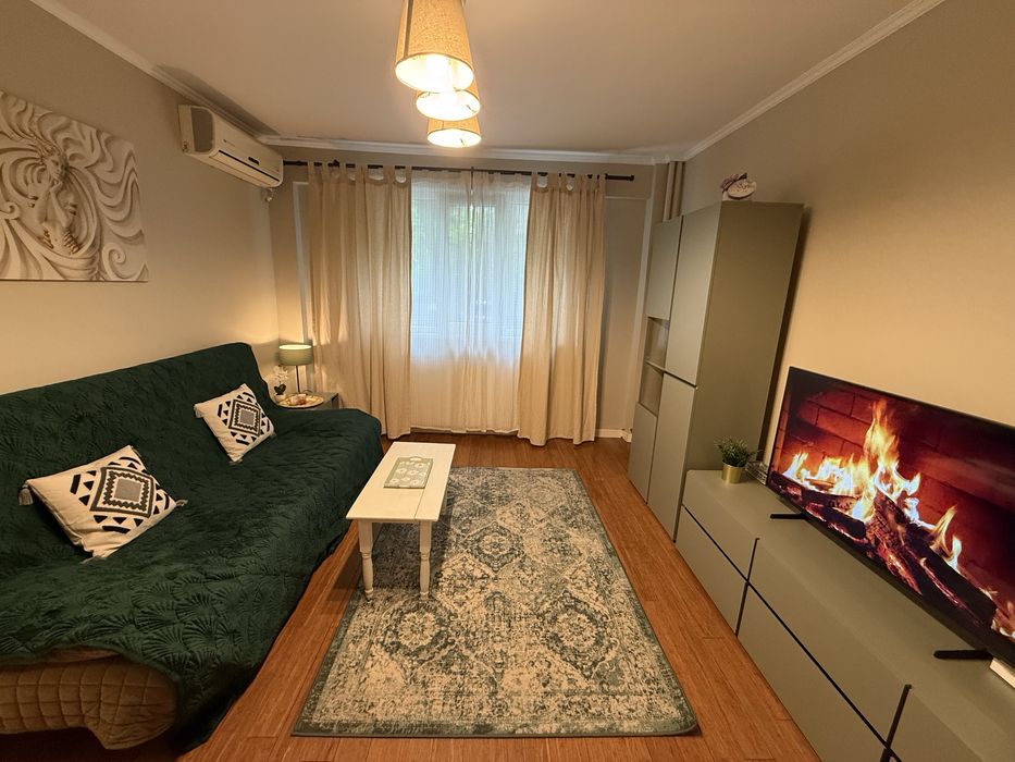 Proprietar, apartament 2 camere, Lux