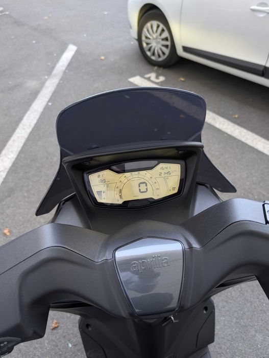 Scuter Aprilia SXR50