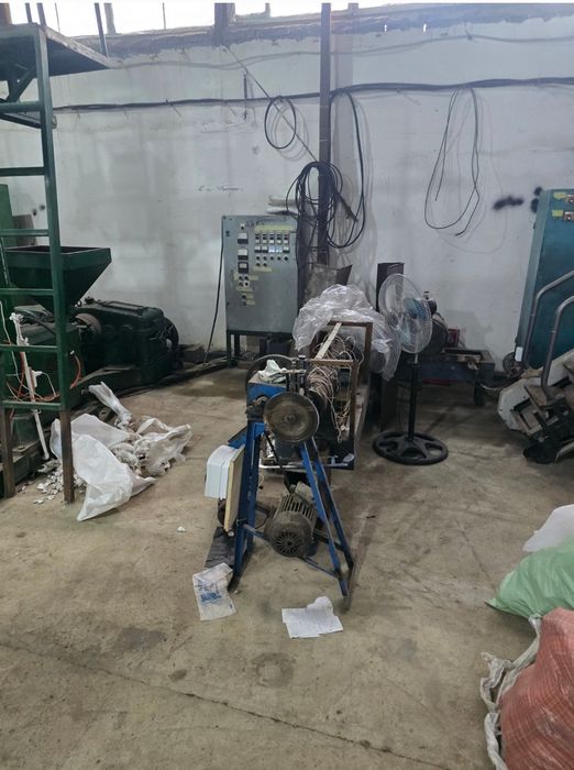 Пакет ишлаб чикариш учун ускуналар таер бизнес сотилади холати яхшм ха