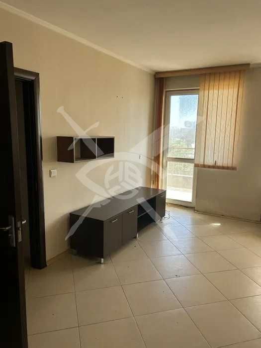 Двустаен апартамент в Тракия!