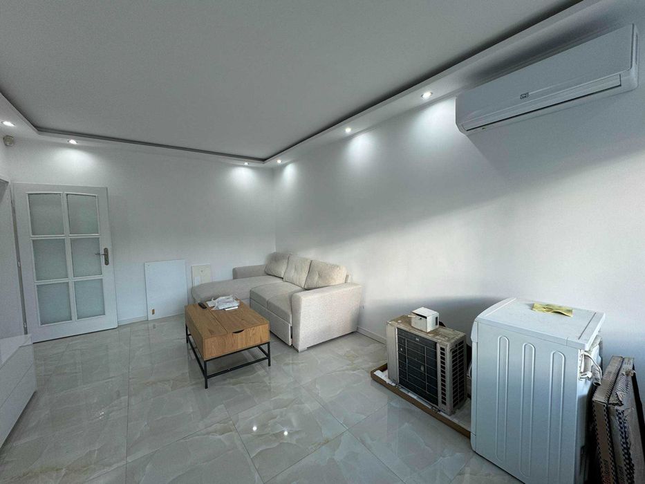 Дава се под наем Тристаен апартамент в София, Младост 1 - 70 кв.м за 765 € - Снимка #1