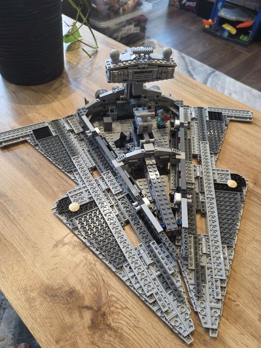 LEGO Star Wars 75394 и 75257
