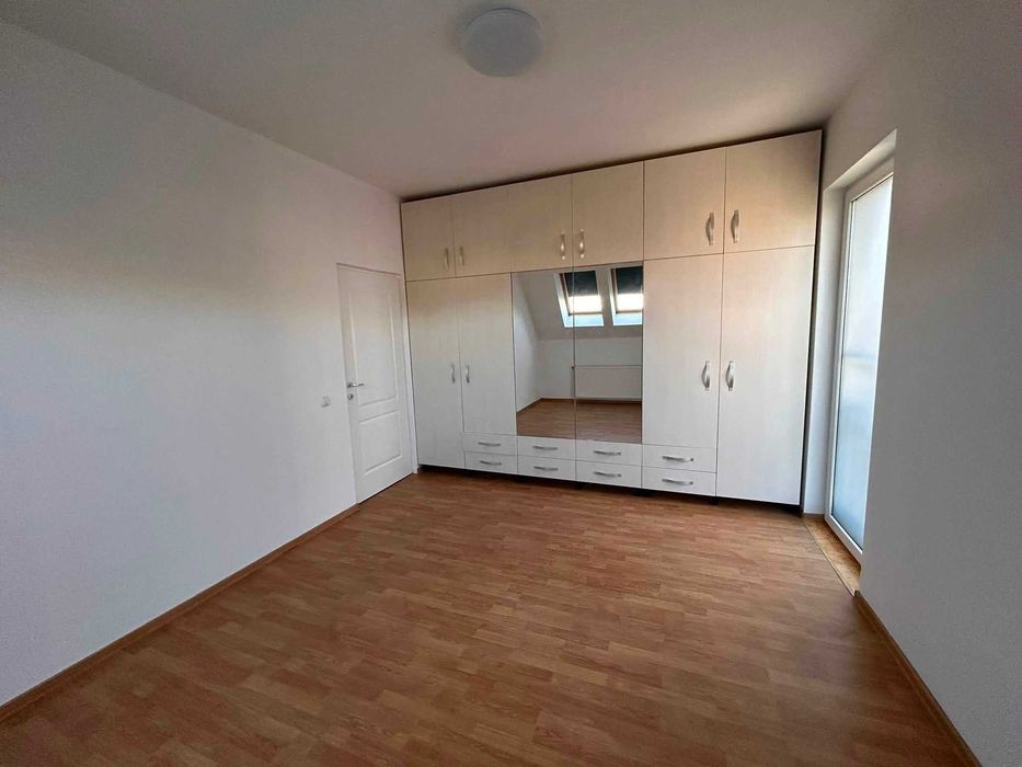 De Inchiriat apartament 2 camere decomandate + balcon + parcare  - Iris, Str. Silvaniei