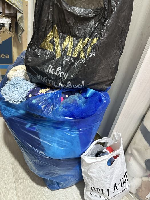 Одежда и обувь для девочке