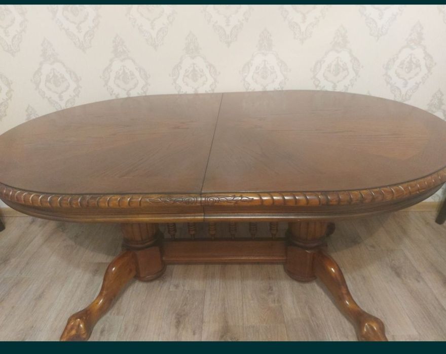 Стол деревянный продам