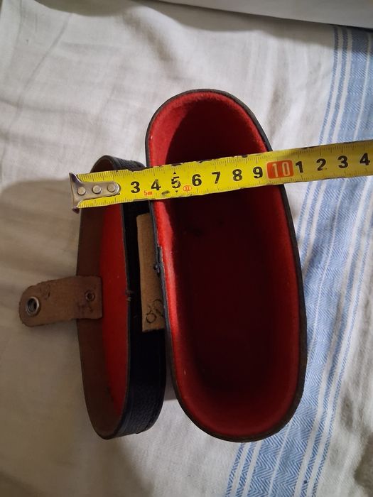 Продавам кутия за бинокъл