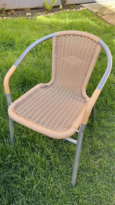 Scaune gradina impletite