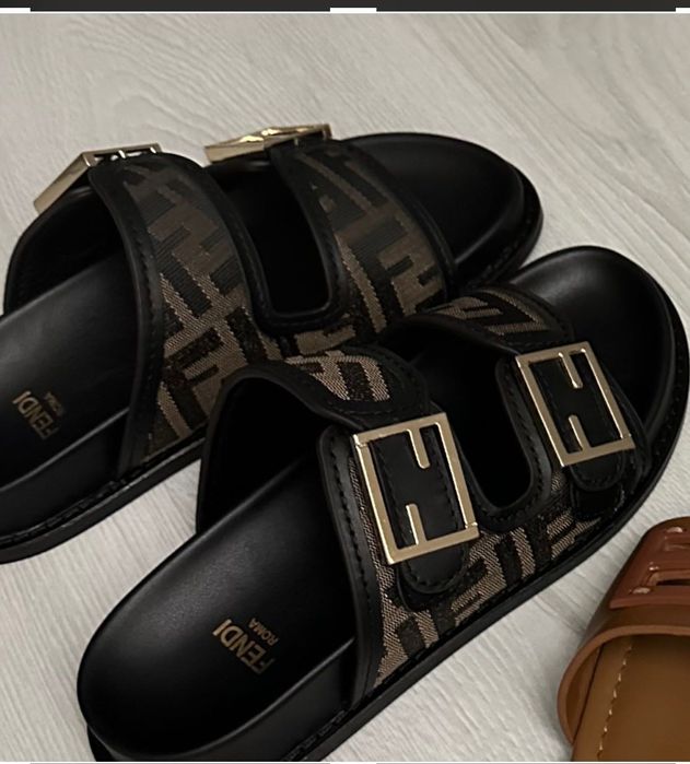 Дамски Чехли Fendi