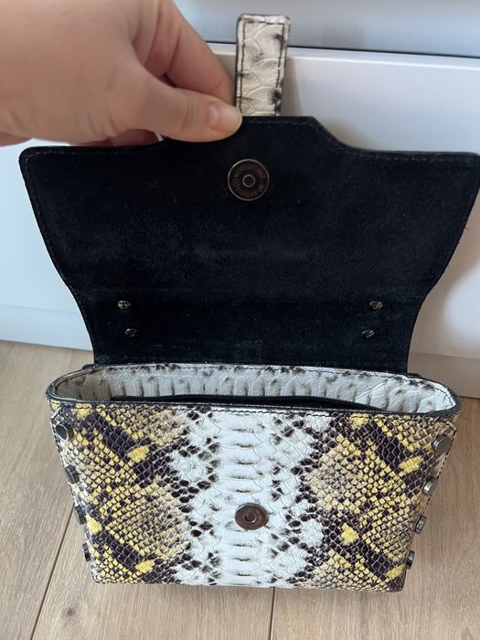 Кожена змийска чанта