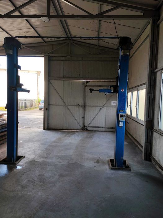 De vanzare elevator de masini si alice de sablare