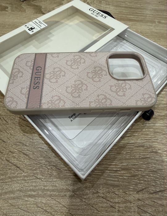 Оригинален кейс Guess за Iphone 13 pro