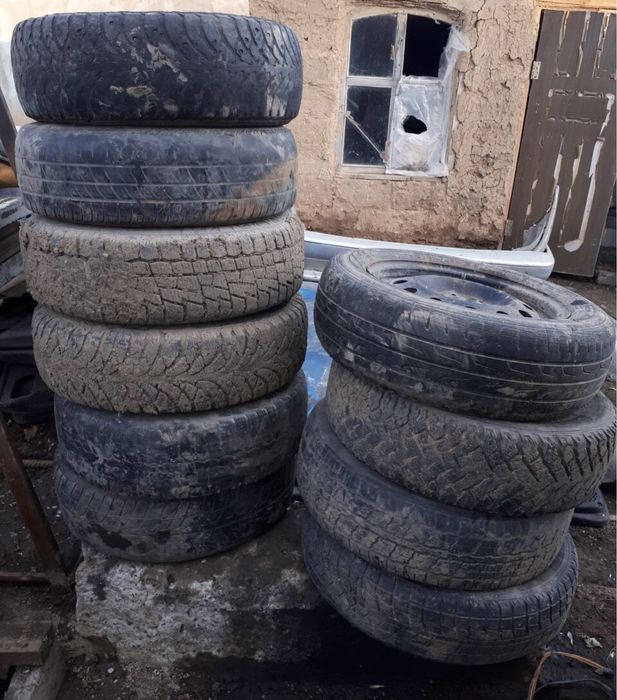 Продам запчасти ваз звонить .