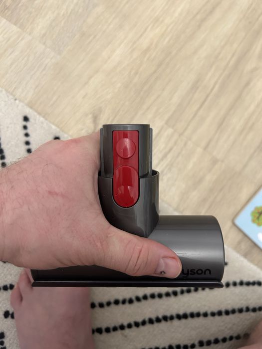 Perie Dyson V8 par animale