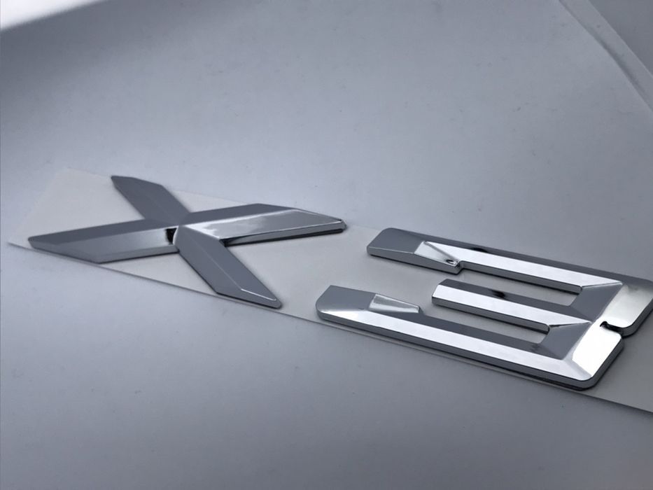 Emblema BMW X3 spate crom