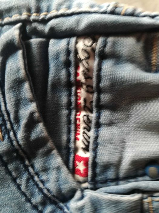 Продавам детски къси панталонки-Boys denim