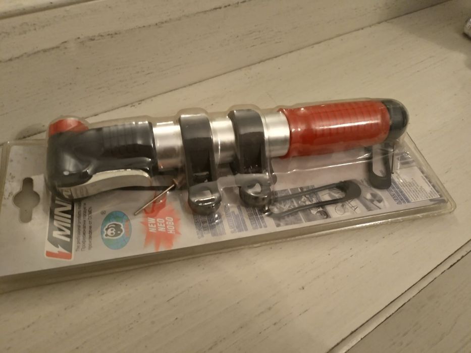 Професионална ръчна помпа за гуми, велосипеди, лодки и др.