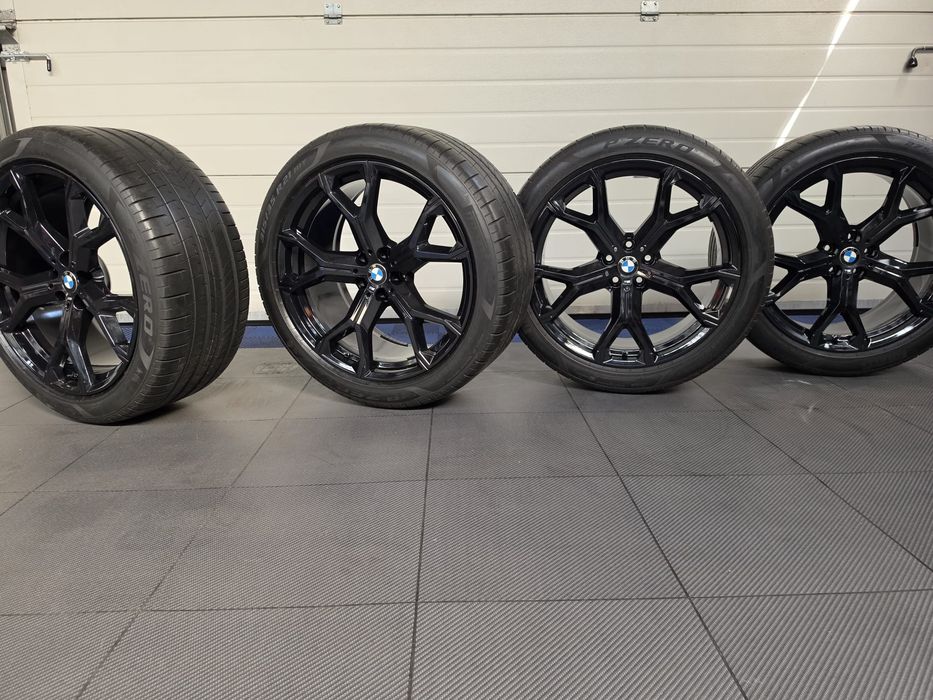 Оригинални 21" M Sport черни джанти с летни гуми Pirelli (2022) за BMW X5 (G05) / X6 (G06) + TPMS
